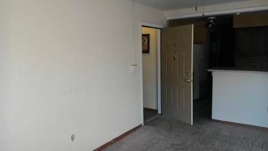 Main picture of 421 E Bruce Ave