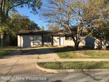 Main picture of 1211 Briarwood Dr