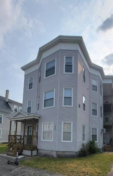 Main picture of 469 Dubuque St