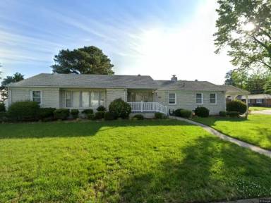 Main picture of 1209 Cherrytree Ln