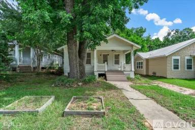Main picture of 840 Fairview St