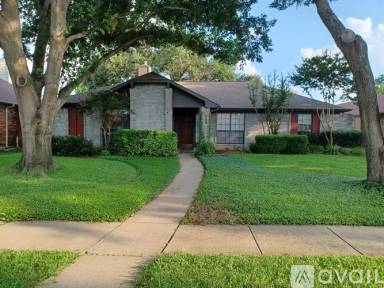 Main picture of 629 Phillips Dr