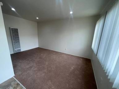Main picture of 241 Willow Rd