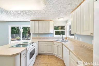 Main picture of 2055 Terrace Blvd