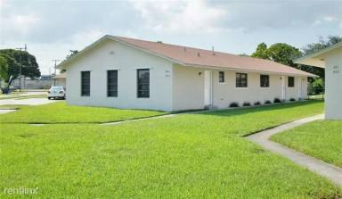 Main picture of 2401 N 59th Ave