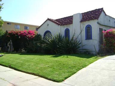 Main picture of 835 N Formosa Ave