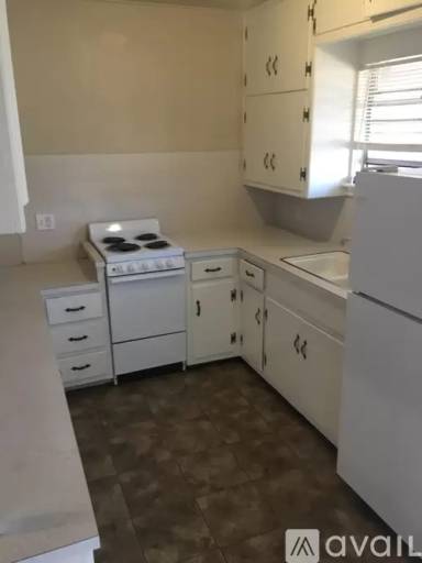 Main picture of 506 E Eureka Ave