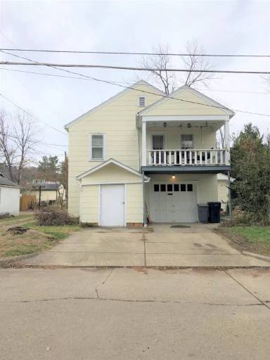 Main picture of 107 Elmwood Pl