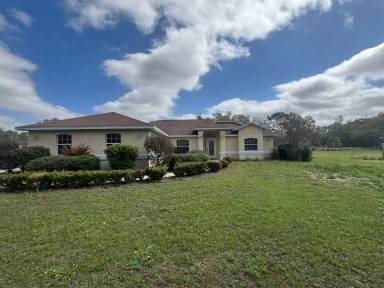 Main picture of 11435 SW 140th Ave