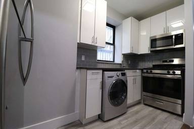 Main picture of 294 W 147th St