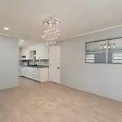 Main picture of 716 Daffodil Ave