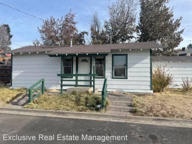 Main picture of 706 Uerlings Ave