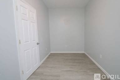 Main picture of 2142 N 18th St