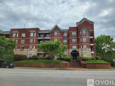 Main picture of 900 Taylor St