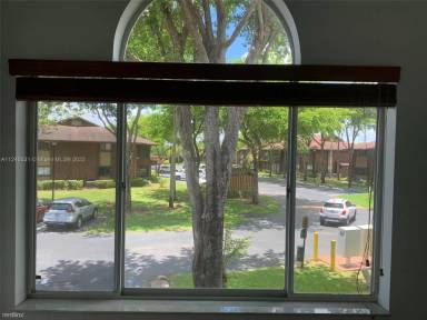 Main picture of 4910 NW 102nd Ave