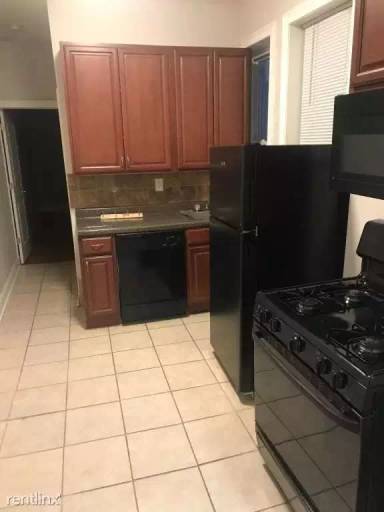 Main picture of 5111 Palisade Ave