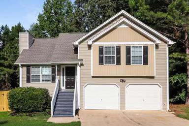 Main picture of 93 Danville Trl