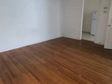 Main picture of 2313 Walnut St