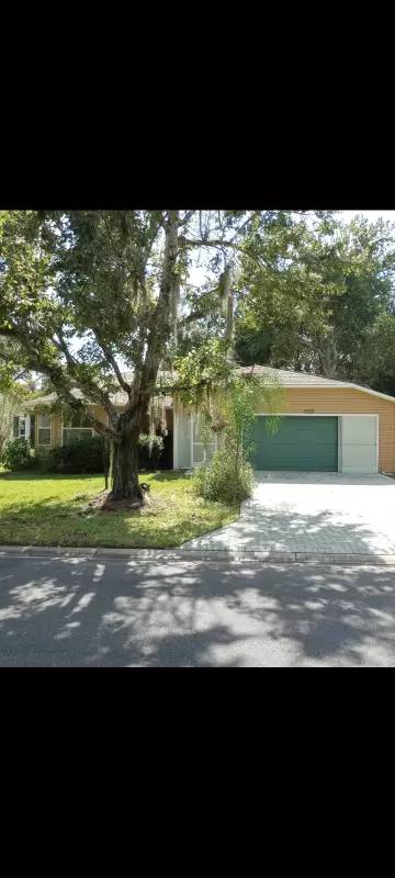 Main picture of 32525 Oak Park Dr