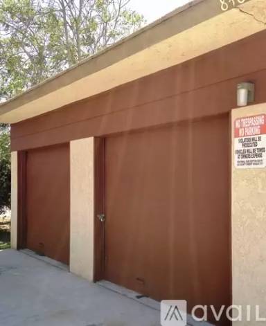 Main picture of 8466 Almond Ave