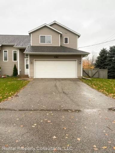 Main picture of 3080 68th St SE