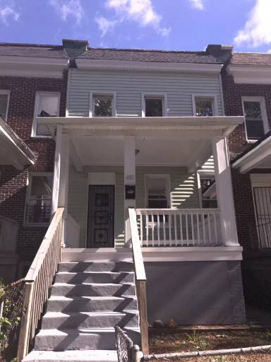Main picture of 4913 Palmer Ave