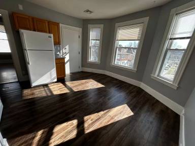 Main picture of 658 Rimmon St