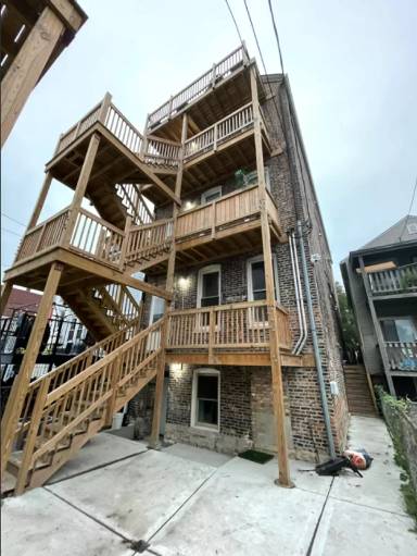 Main picture of 1733 W 19th St