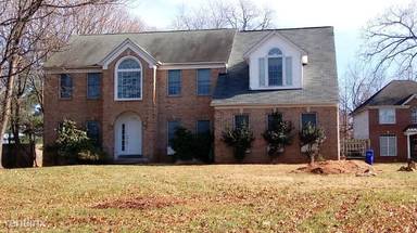 Main picture of 15809 Quince Orchard Rd