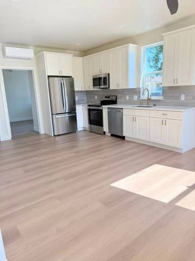 Main picture of 5895 28th St