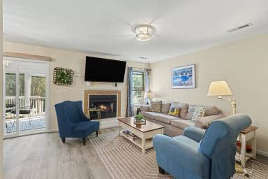 Main picture of 1263 Marshview Dr