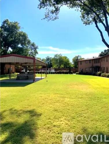 Main picture of 3701 Southmoor Ln
