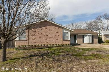 Main picture of 1121 Drexel Dr