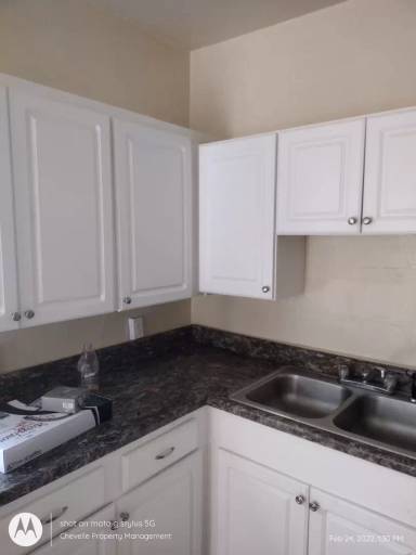 Main picture of 180 Pine St