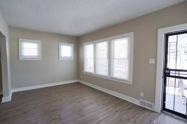 Main picture of 16177 Turner St