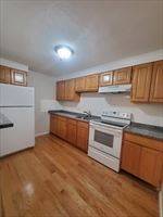 Main picture of 55 Elmwood Park