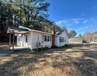 Main picture of 146 Smith Corner Rd