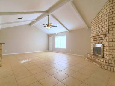 Main picture of 407 Mistywood Dr