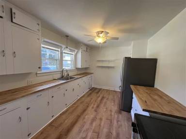 Main picture of 37 Western Ave