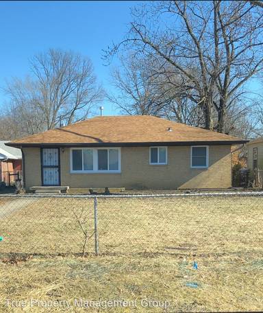 Main picture of 4013 N Grand Ave