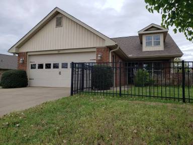 Main picture of 373 Northlake Dr