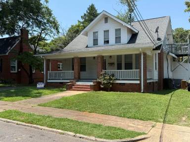 Main picture of 411 N Confederate Ave