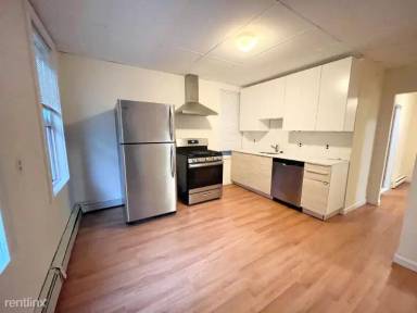 Main picture of 1572 Tremont St