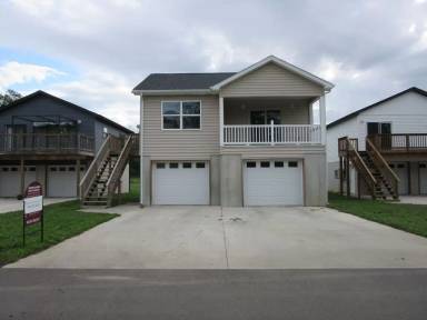 Main picture of 437 N 6th St