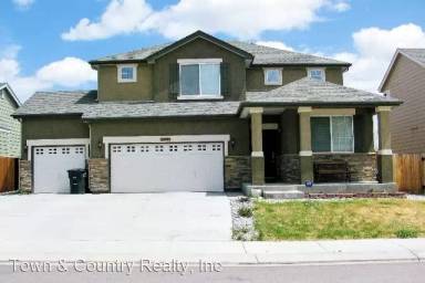 Main picture of 450 Winebrook Way