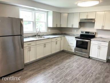 Main picture of 502 Northwest Hwy