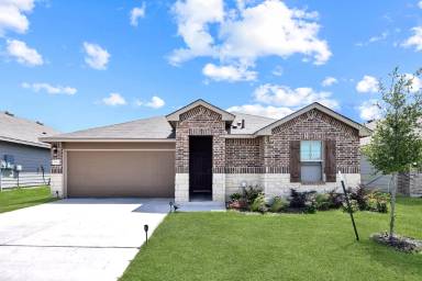 Main picture of 5912 Sally Ride Ln
