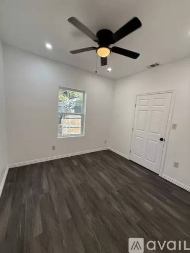 Main picture of 1440 W 6th Ave