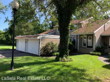 Main picture of 596 Mountain Rd