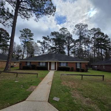 Main picture of 2310 Old Dominion Dr